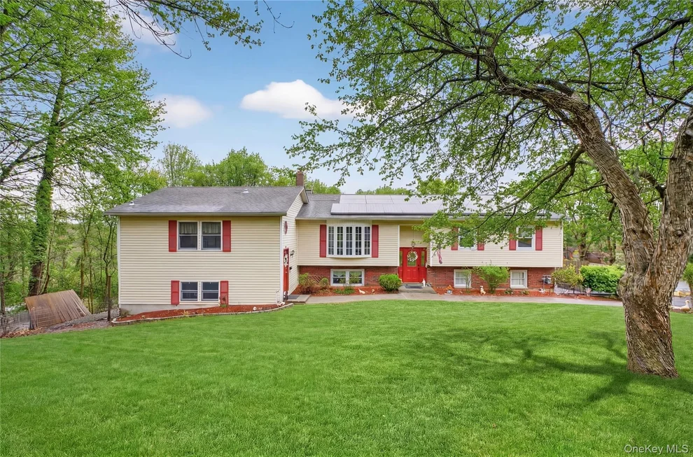 Unit for sale at 81 Brandy Lane, Wappinger, NY 12590