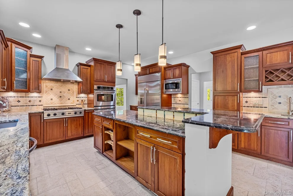 Unit for sale at 37 Shallow Stream Road, Carmel, NY 10512