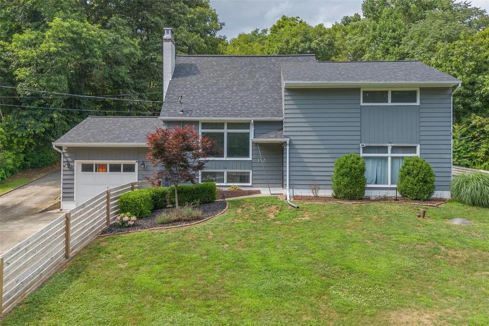 Unit for sale at 172 Roosevelt Road, Hyde Park, NY 12538