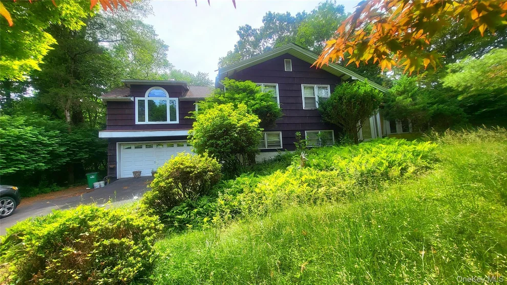 Unit for sale at 28 Colburn Drive, Poughkeepsie (Town), NY 12603