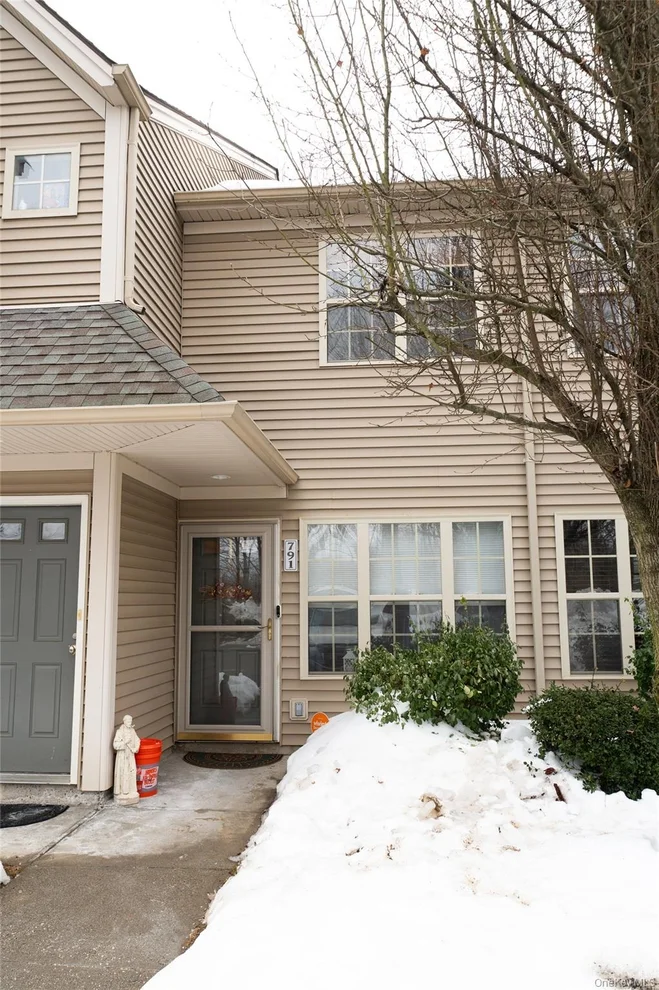 Unit for sale at 791 Gregory Court, Lloyd, NY 12528