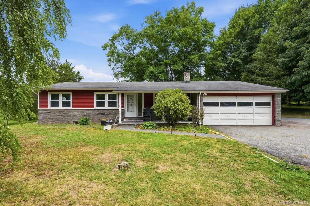 Unit for sale at 733 State Route 302, Crawford, NY 12566
