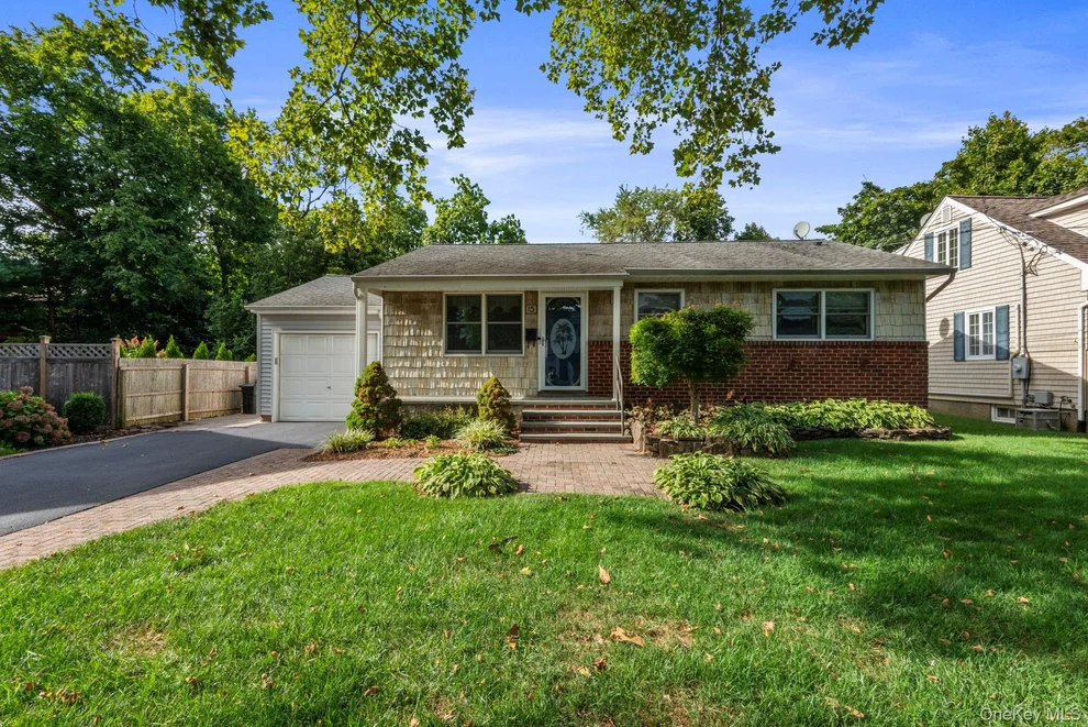 Unit for sale at 15 Christine Lane, Huntington, NY 11731