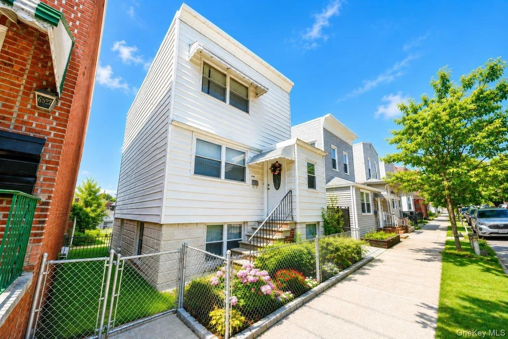 Unit for sale at 1921 Edison Avenue, New York, NY 10461