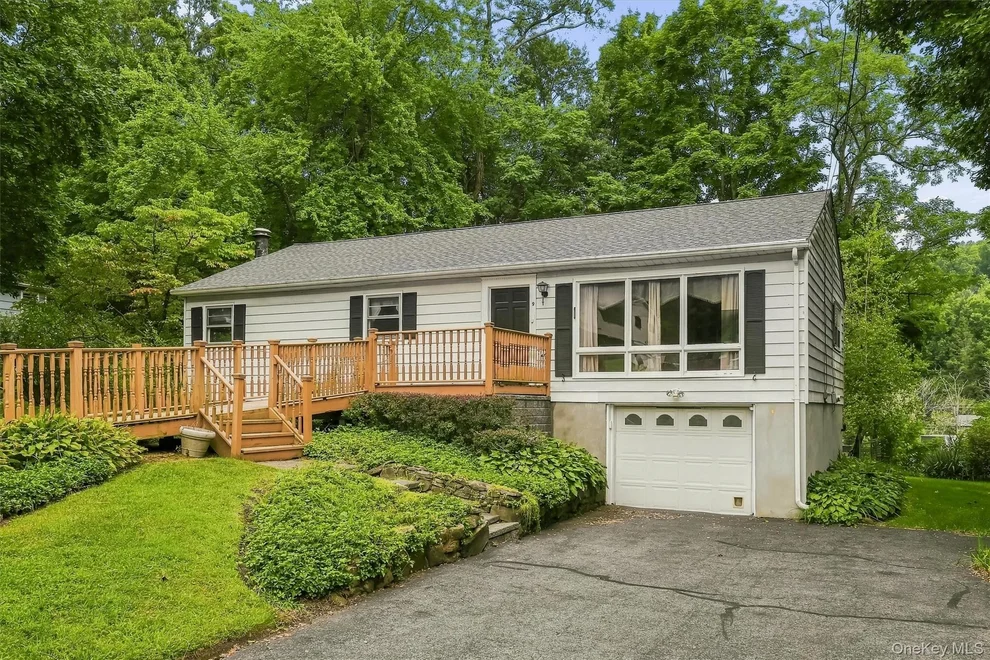 Unit for sale at 9 Michelle Drive, Newburgh (Town), NY 12550