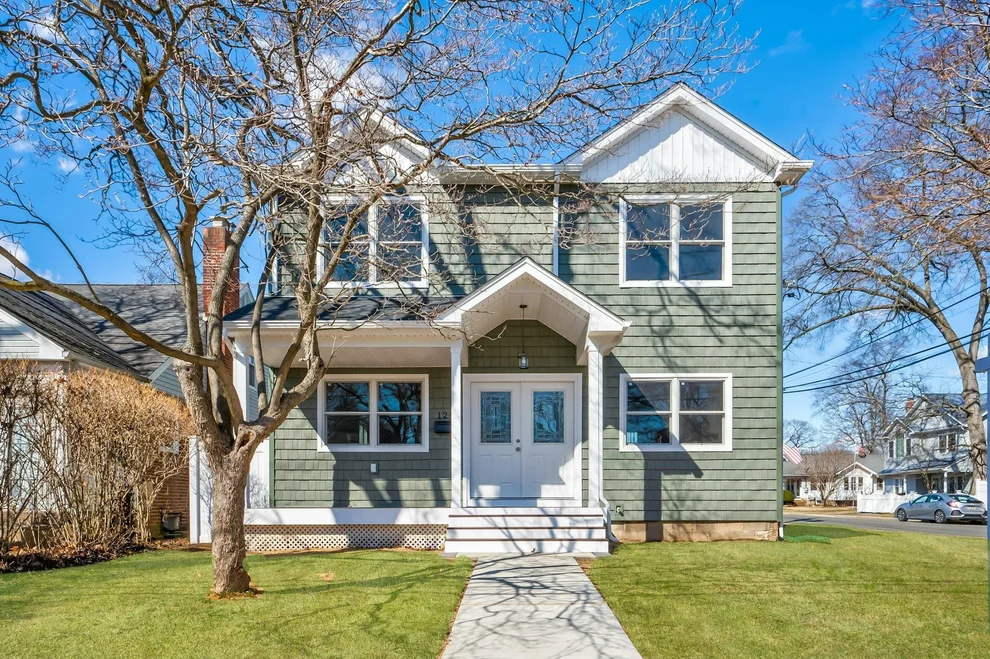 Unit for sale at 124 Smith Street, Hempstead, NY 11566