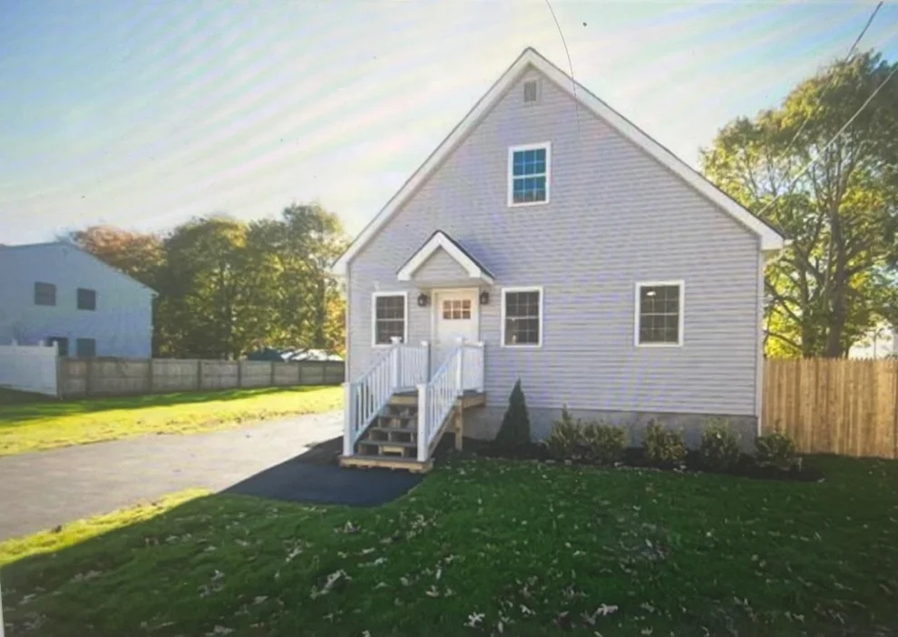 Unit for sale at 116 Arlington Avenue, Babylon, NY 11798