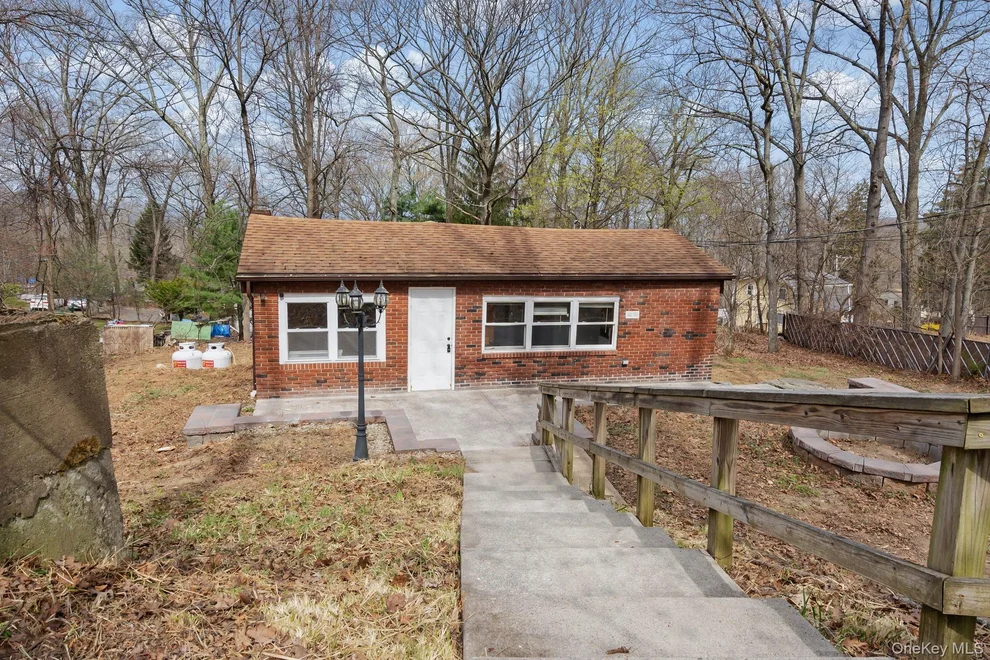 Unit for sale at 4 Woodland Circle N, Monroe, NY 10950