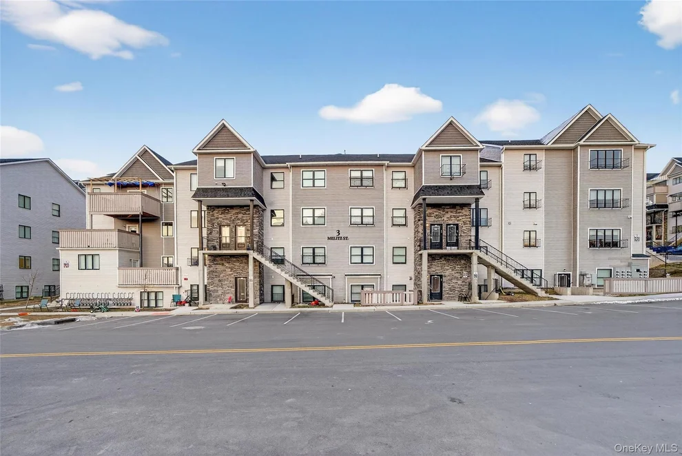 Unit for sale at 3 melitz, Palm Tree, NY 10950