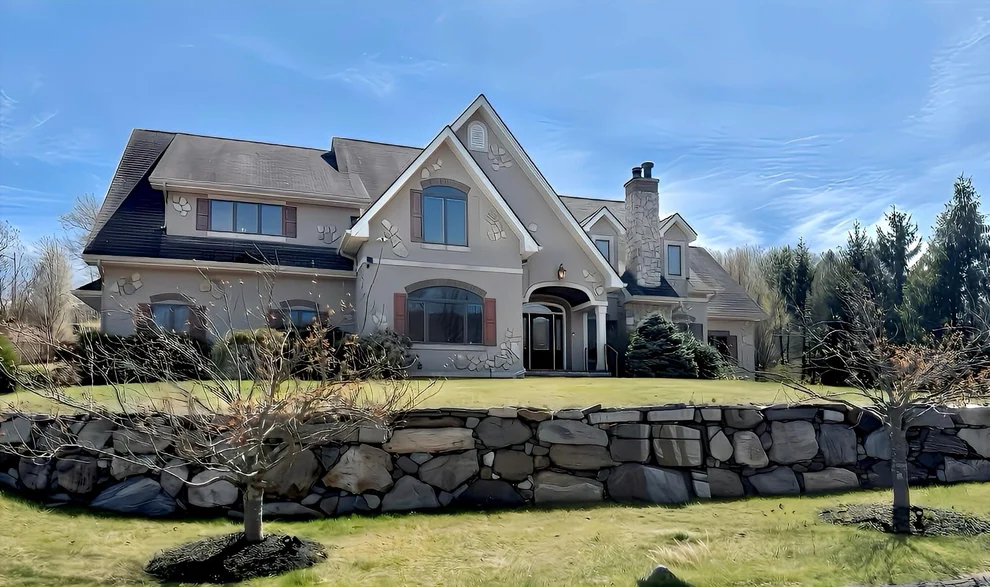 Unit for sale at 6 Sandyfields Lane, Stony Point, NY 10980