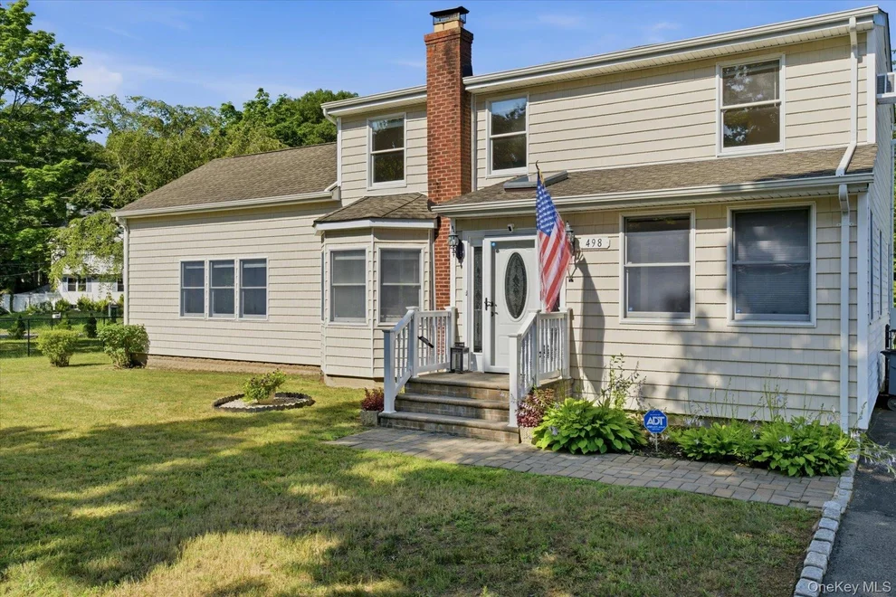 Unit for sale at 498 Miller Place Road, Brookhaven, NY 11764