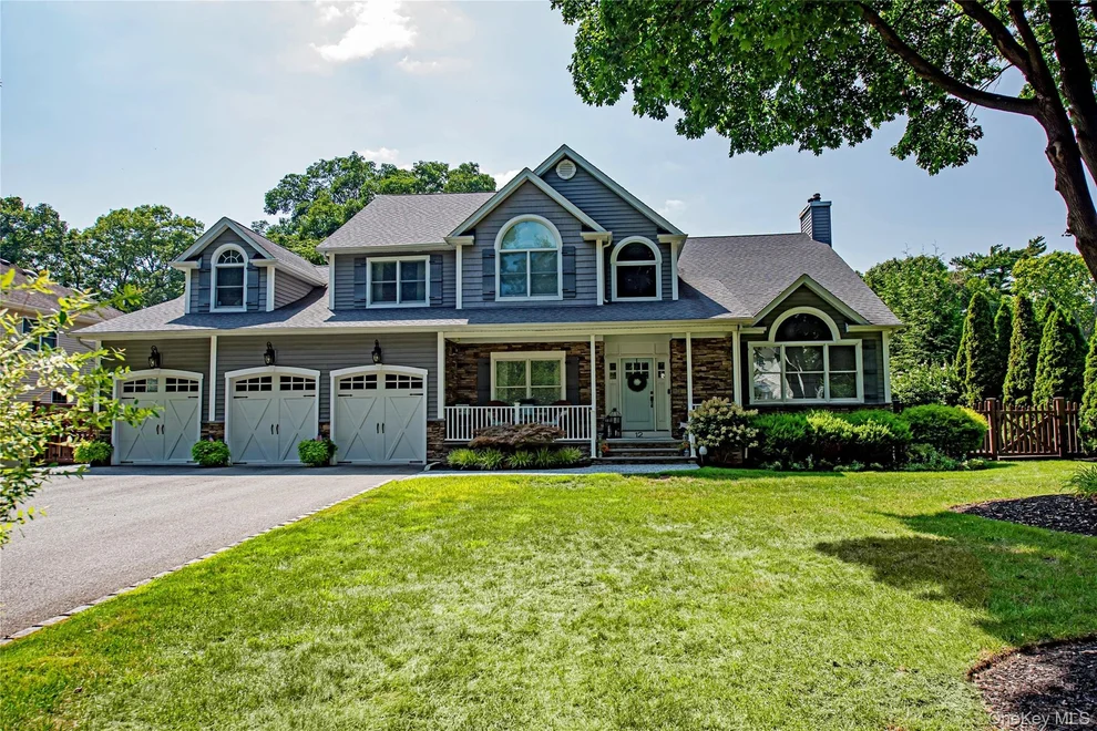 Unit for sale at 12 Annemarie Drive, Smithtown, NY 11780