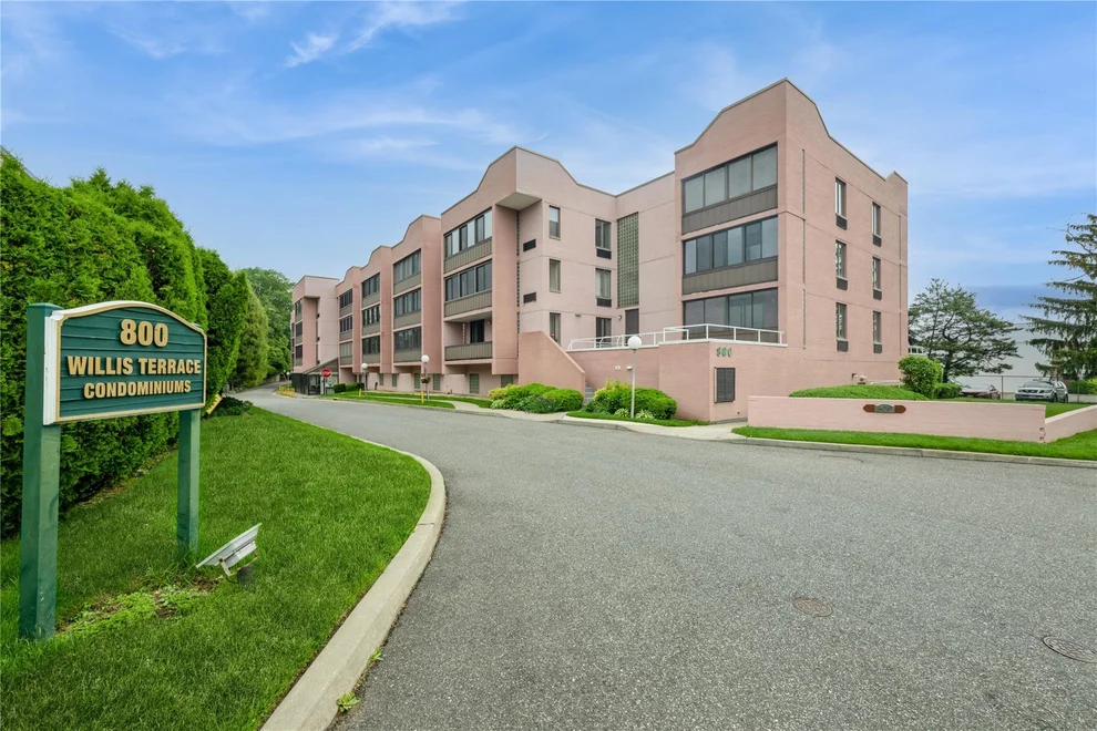 Unit for sale at 800 Willis Avenue, North Hempstead, NY 11507