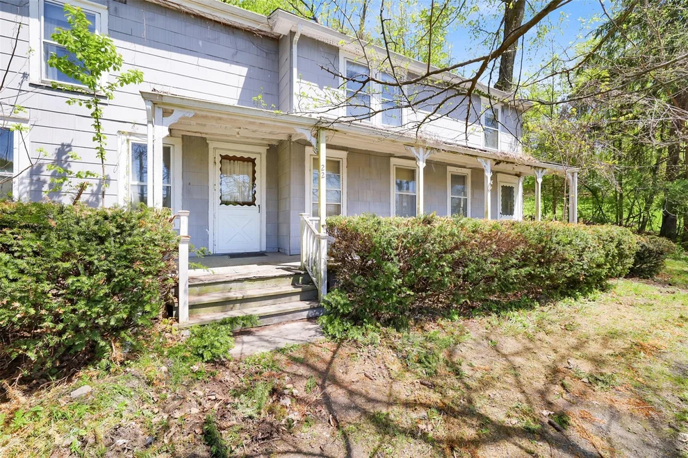 Unit for sale at 22 Milton Turnpike, Marlboro, NY 12547