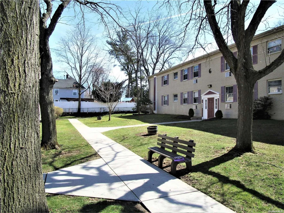 Unit for sale at 324 Post Avenue, North Hempstead, NY 11590