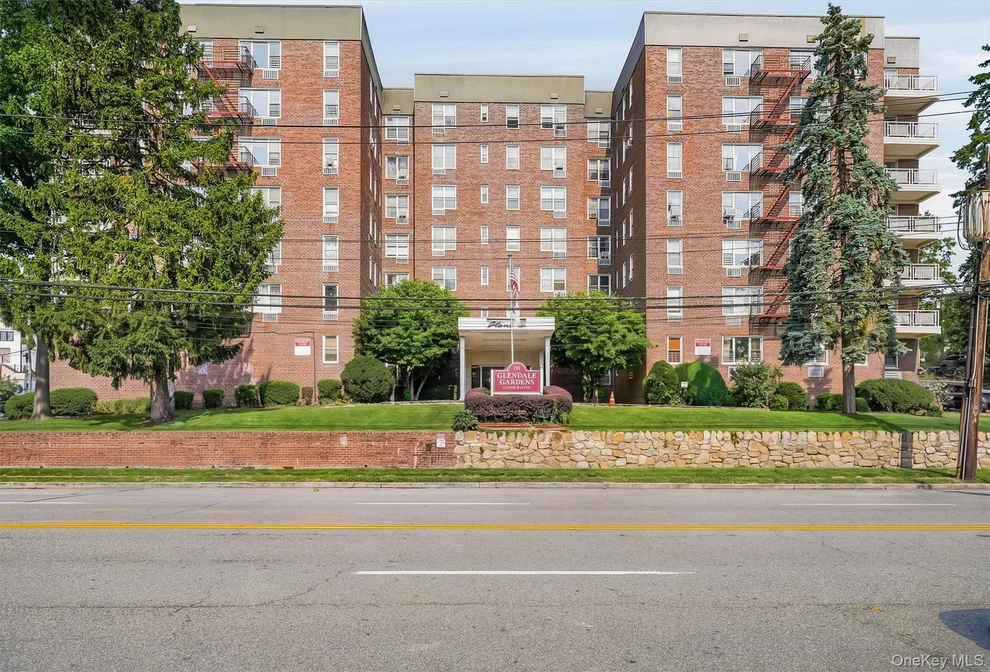 Unit for sale at 125 Bronx River Road, Yonkers, NY 10704
