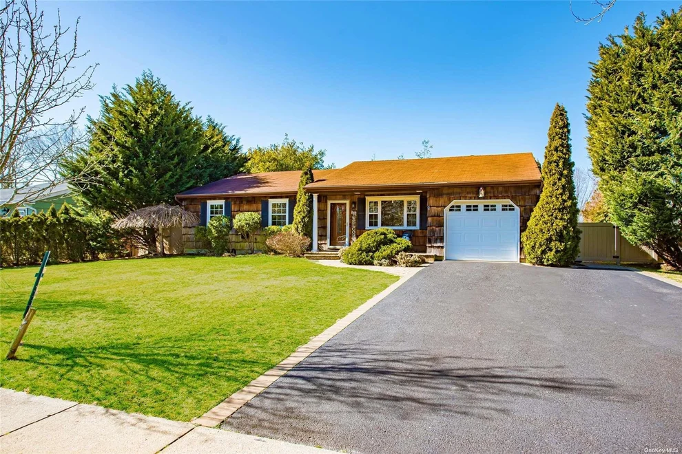 Unit for sale at 23 Marchant Drive, Smithtown, NY 11780