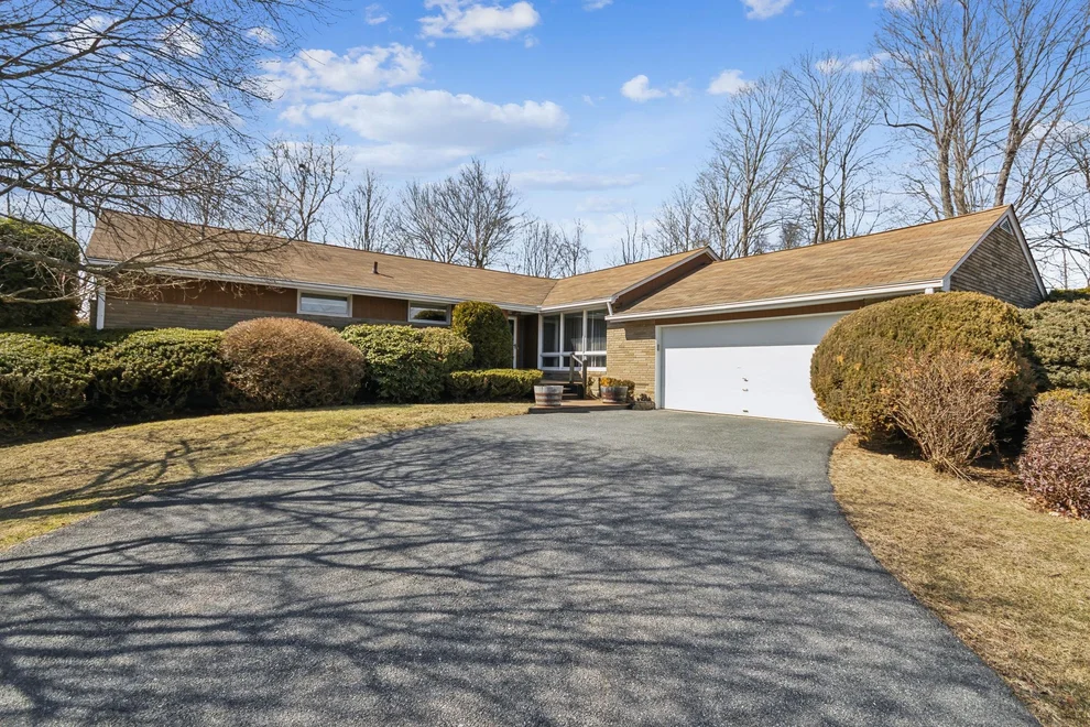 Unit for sale at 7 Collier Drive W, Carmel, NY 10512