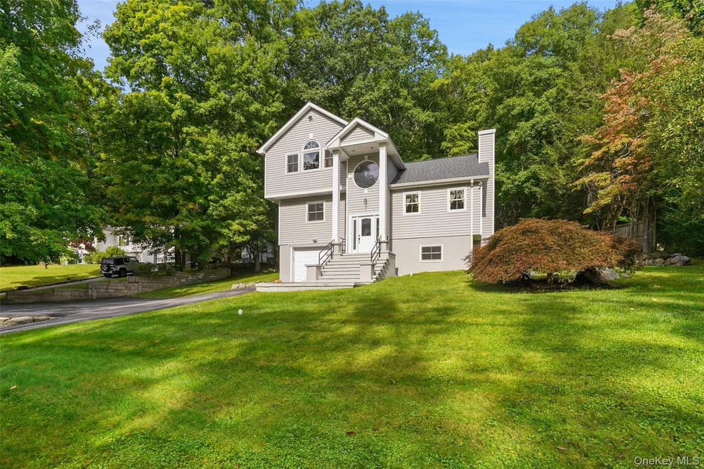 Unit for sale at 17 Glenna Drive, Carmel, NY 10512