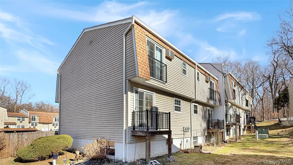 Unit for sale at 4 Forge Gate Drive, Philipstown, NY 10516