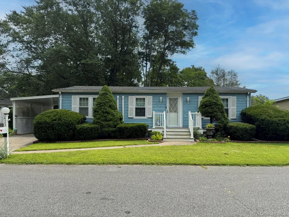 Unit for sale at 1661 Old Country, Riverhead, NY 11901