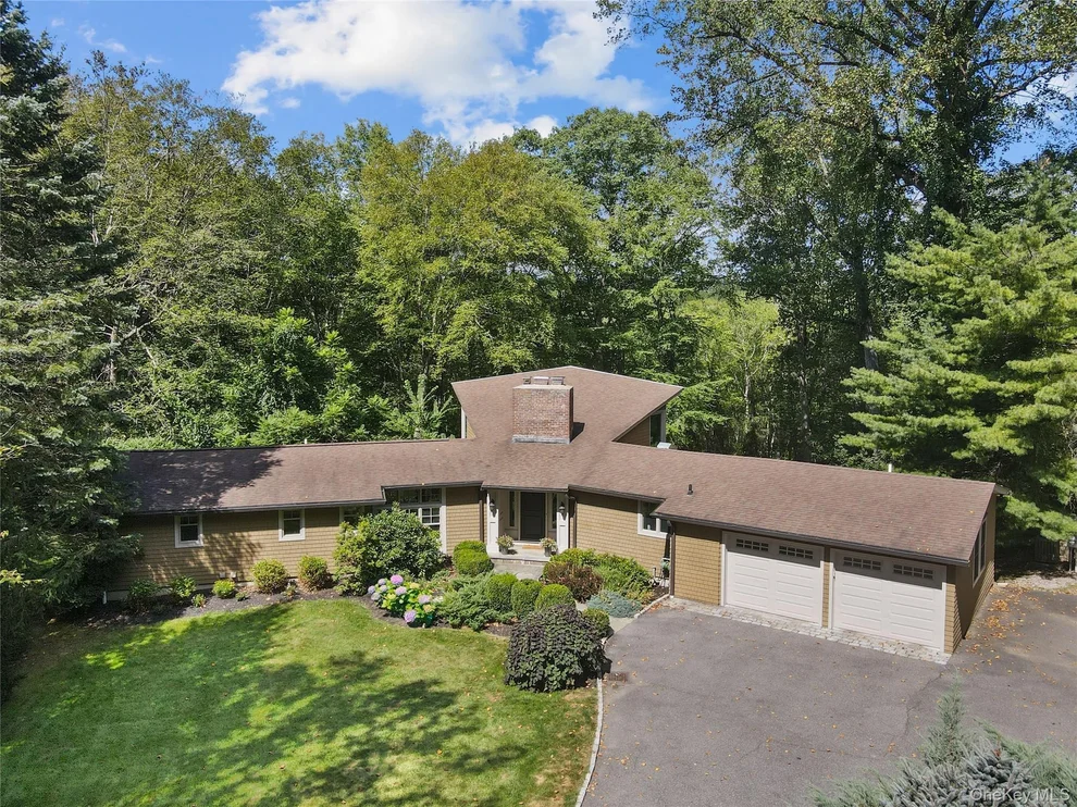 Unit for sale at 4 Yale Place, North Castle, NY 10504