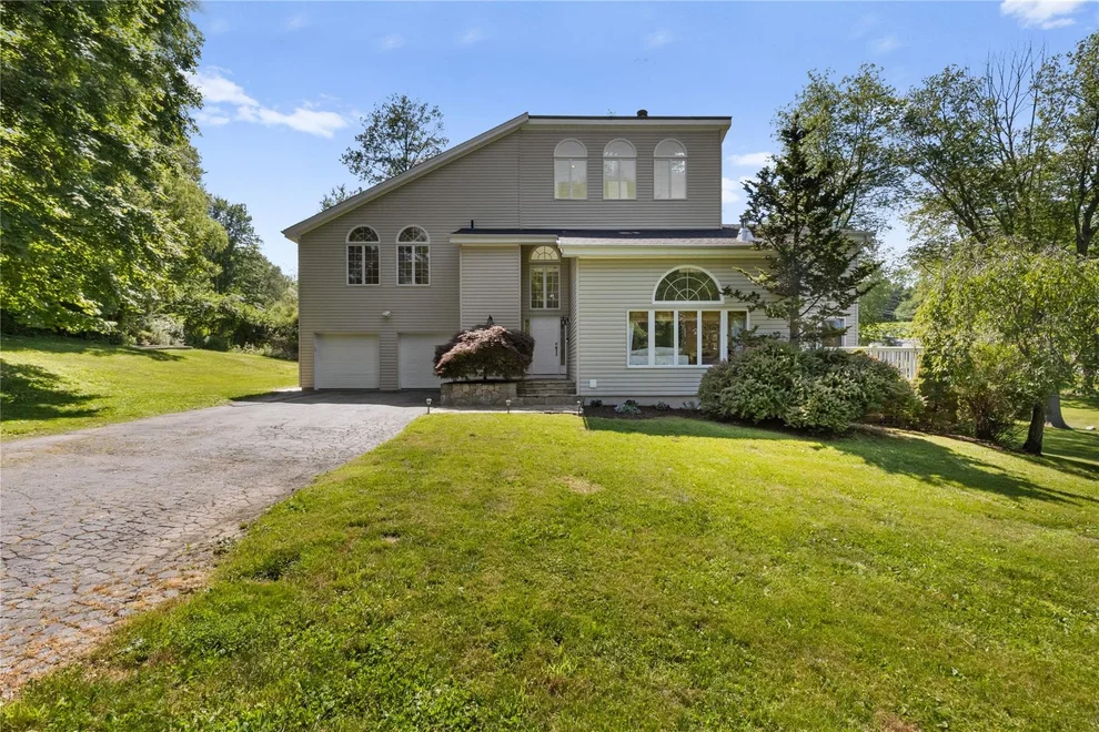 Unit for sale at 4 Lake Gilead Road, Carmel, NY 10512