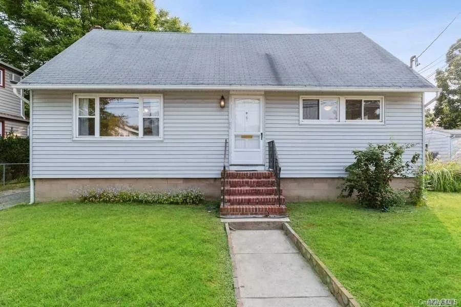 Unit for sale at 68 Edgewood Road, North Hempstead, NY 11050