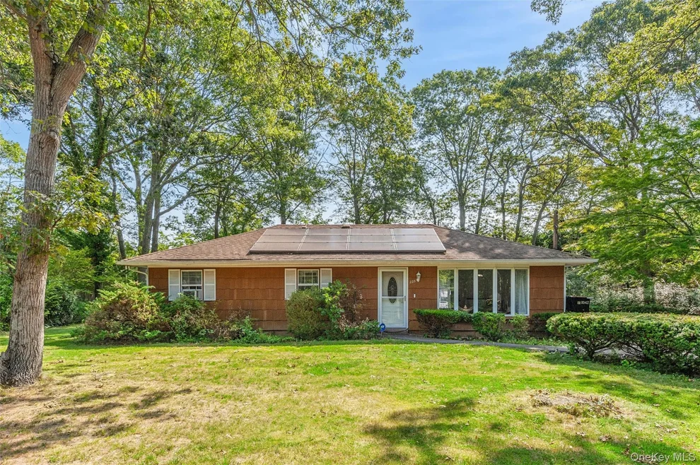 Unit for sale at 225 Chichester Ave, Brookhaven, NY 11934