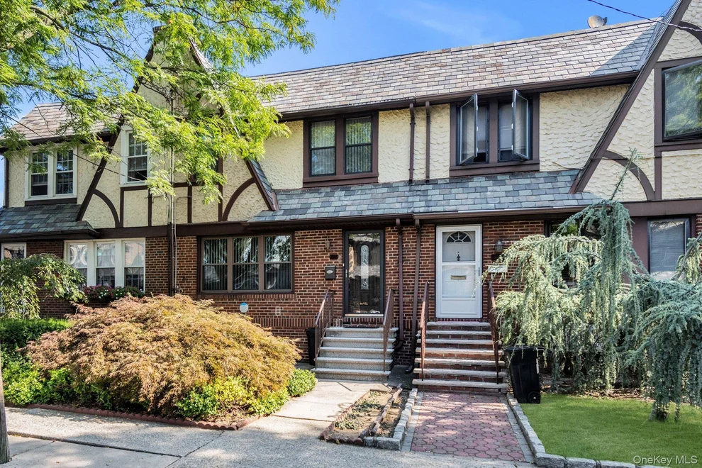 Unit for sale at 1832 Narragansett Avenue Avenue, New York, NY 10461