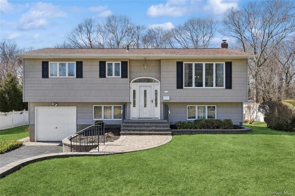 Unit for sale at 14 Wenmore Road, Smithtown, NY 11725