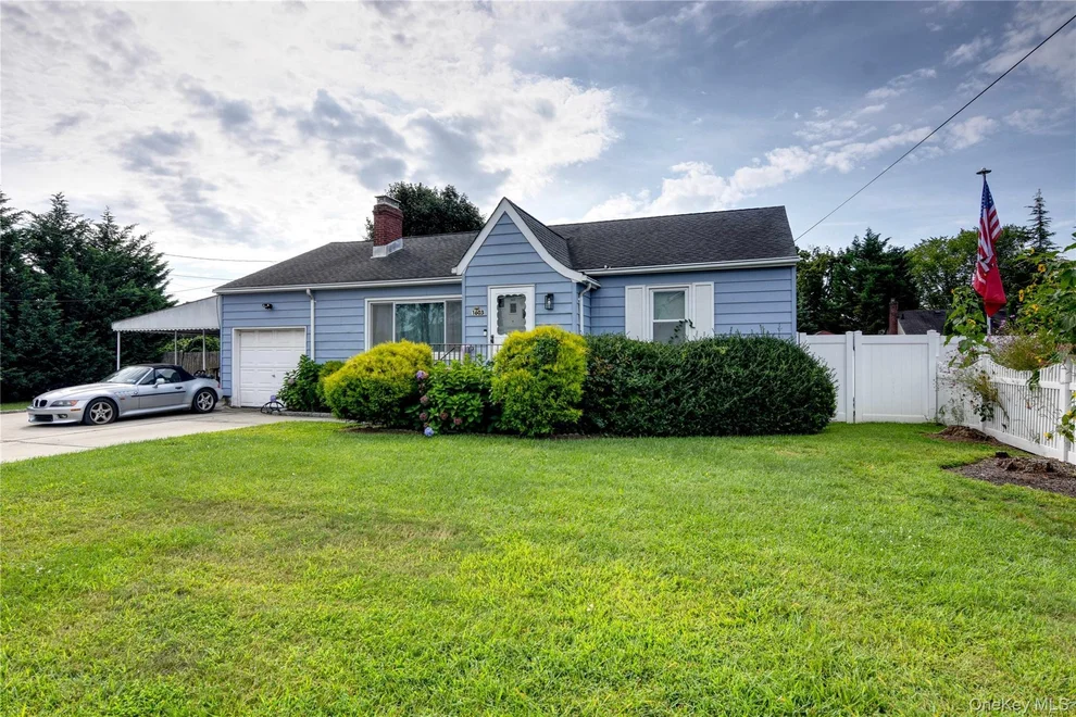 Unit for sale at 1603 2nd Street, West Babylon, NY 11704