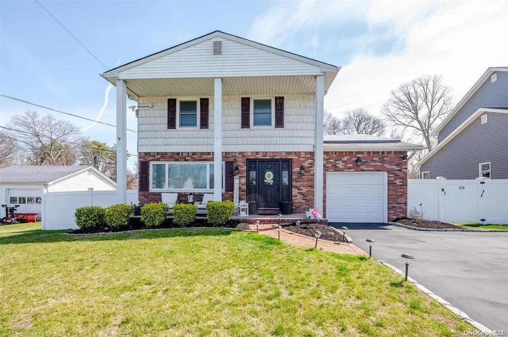 Unit for sale at 61 Abinet Court, Brookhaven, NY 11784