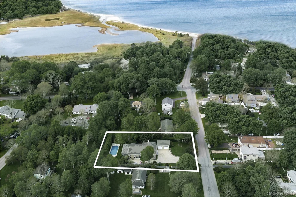 Unit for sale at 87 Washington Heights Avenue, Southampton, NY 11946