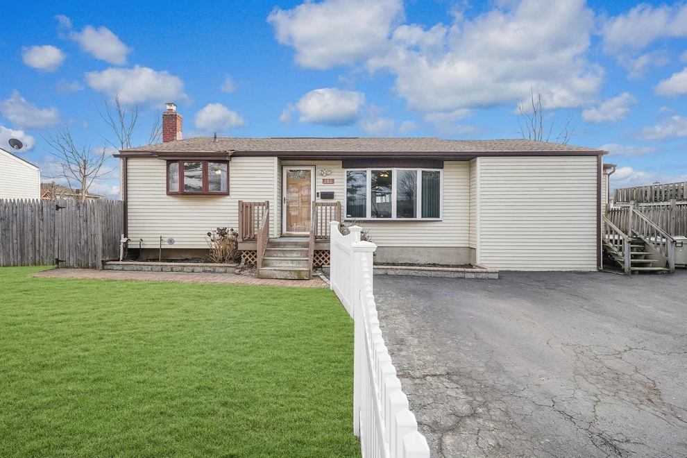 Unit for sale at 182 Alkier Street, Islip, NY 11717