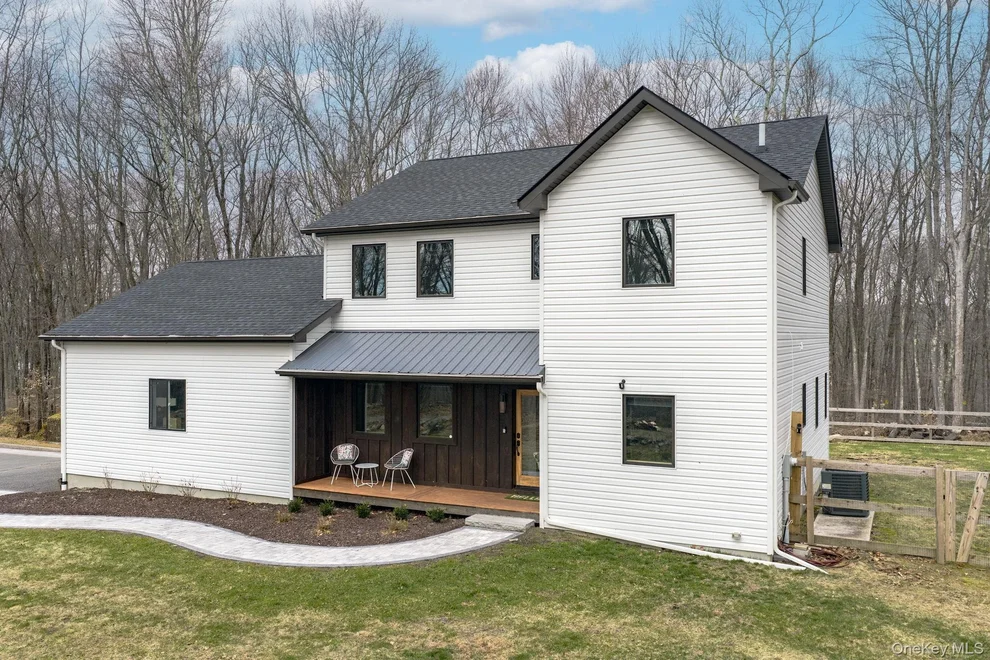 Unit for sale at 572 Greenville Turnpike, Middletown, NY 10940
