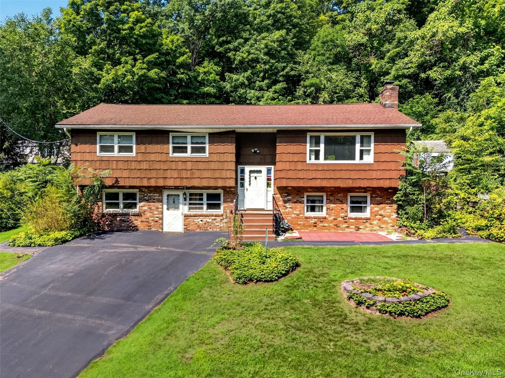 Unit for sale at 237 Old Church Road, Putnam Valley, NY 10579
