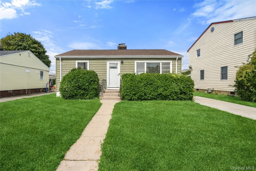Unit for sale at 78 Robert Street, Hempstead, NY 11520