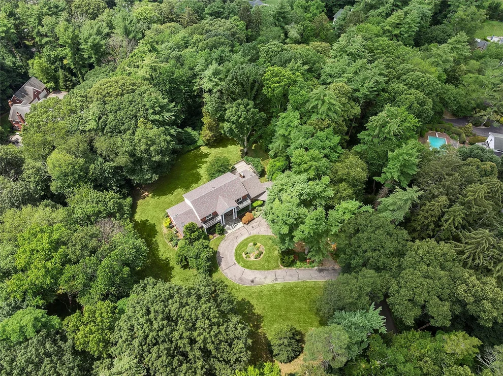 Unit for sale at 14 Pheasant Hill Lane, Oyster Bay, NY 11545