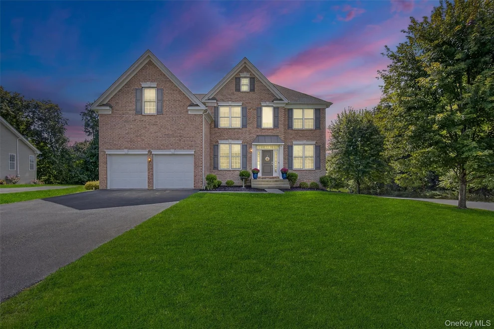 Unit for sale at 6 Sandlewood Circle, East Fishkill, NY 12533