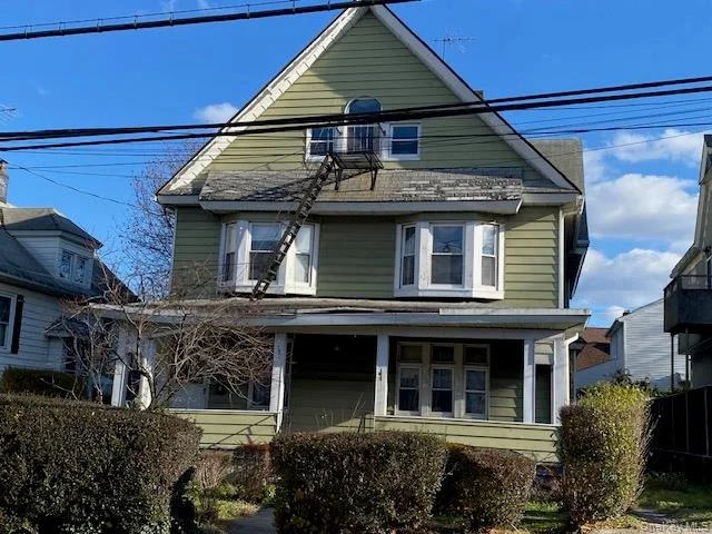 Unit for sale at 720 Palisade Avenue, Yonkers, NY 10703