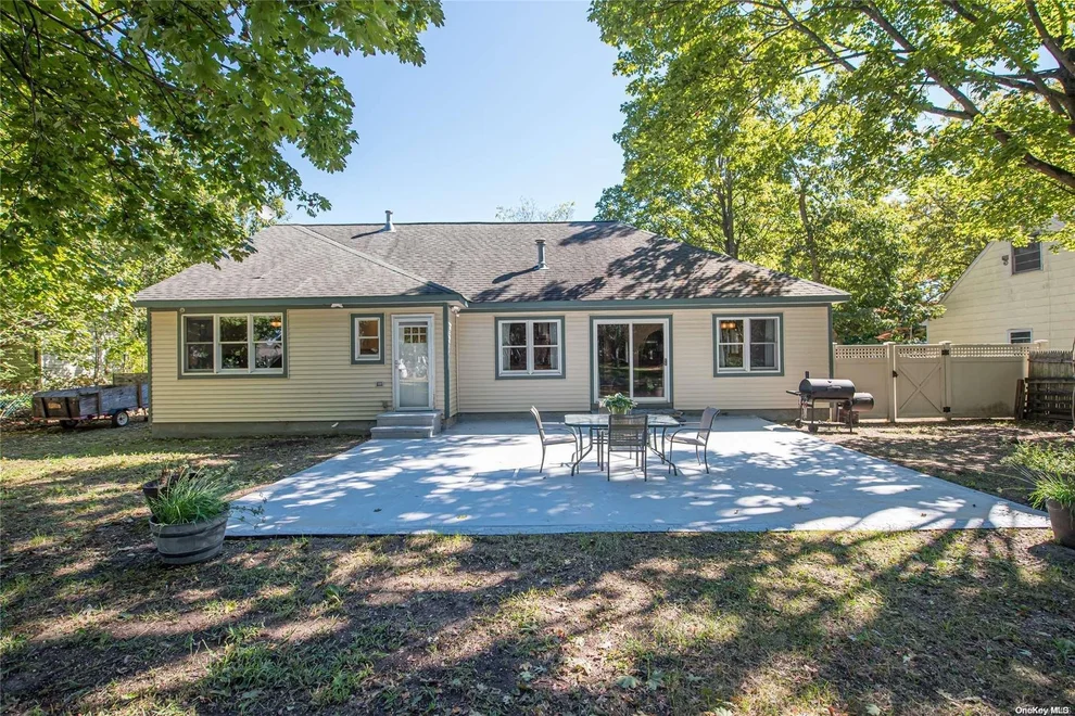 Unit for sale at 1009 Martinstein Avenue, Islip, NY 11706