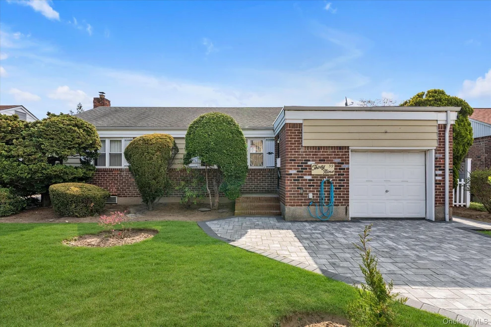 Unit for sale at 39 Caroline Avenue, Hempstead, NY 11003
