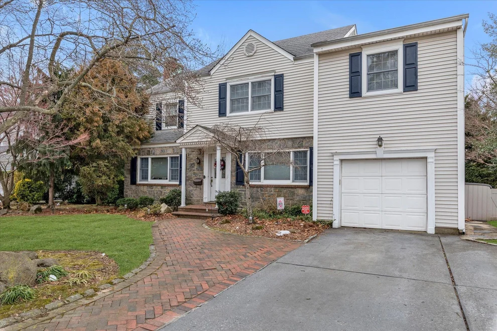 Unit for sale at 1620 Kent Drive, Hempstead, NY 11557