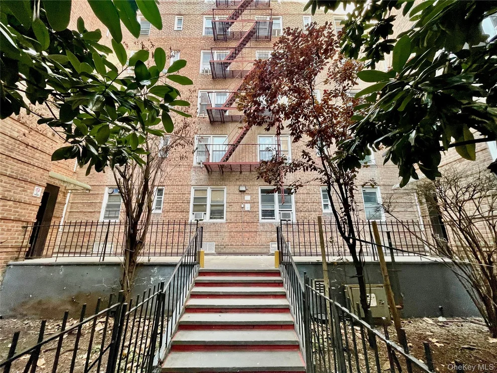Unit for sale at 134-33 Blossom Ave, New York, NY 11355
