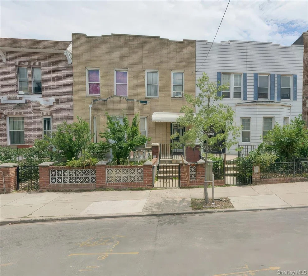 Unit for sale at 2712 Holland Avenue, New York, NY 10467