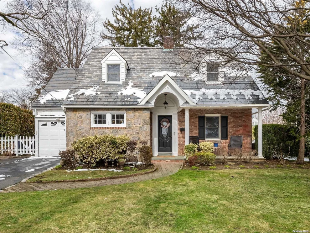 Unit for sale at 93 Gaynor Avenue, North Hempstead, NY 11030