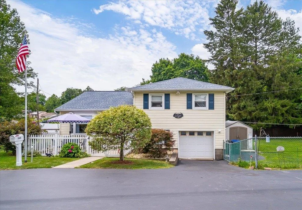 Unit for sale at 545 Gidney Avenue, Newburgh (Town), NY 12550