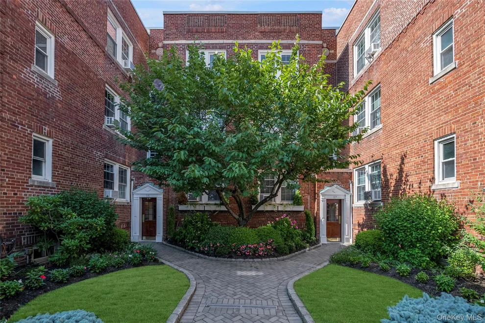 Unit for sale at 15 Gaynor Avenue, North Hempstead, NY 11030