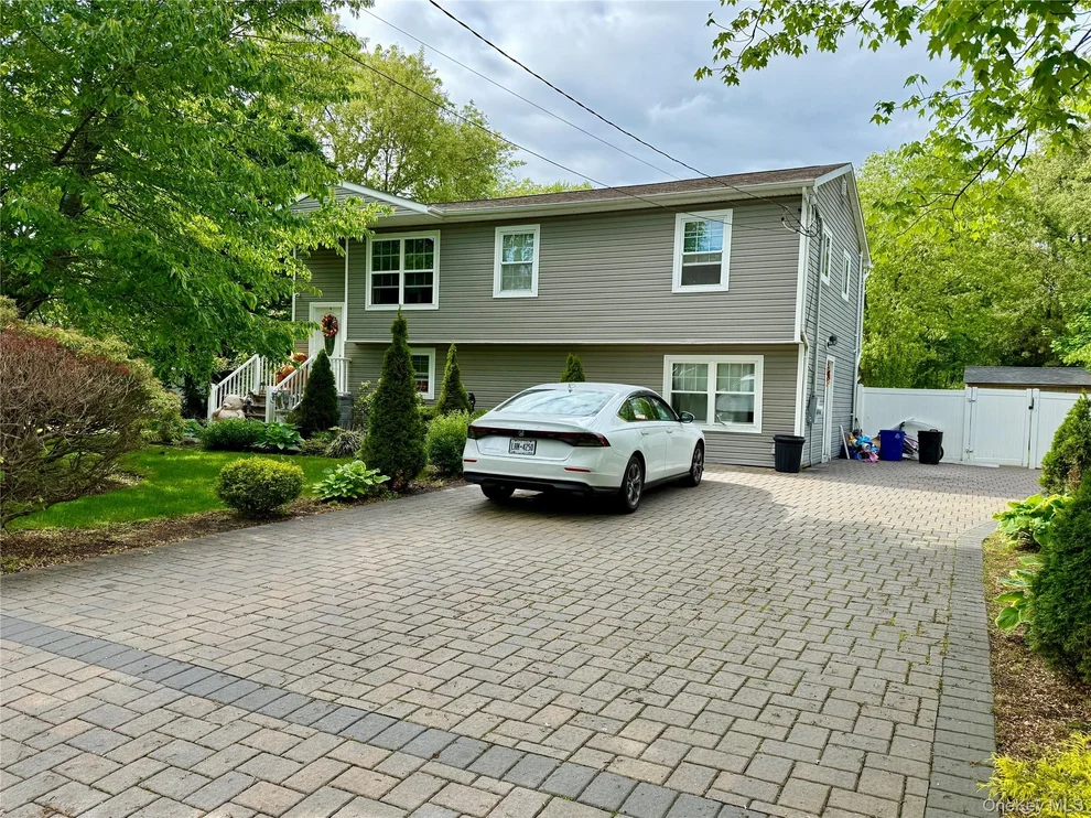 Unit for sale at 243 Sea Cliff Street, Islip, NY 11752